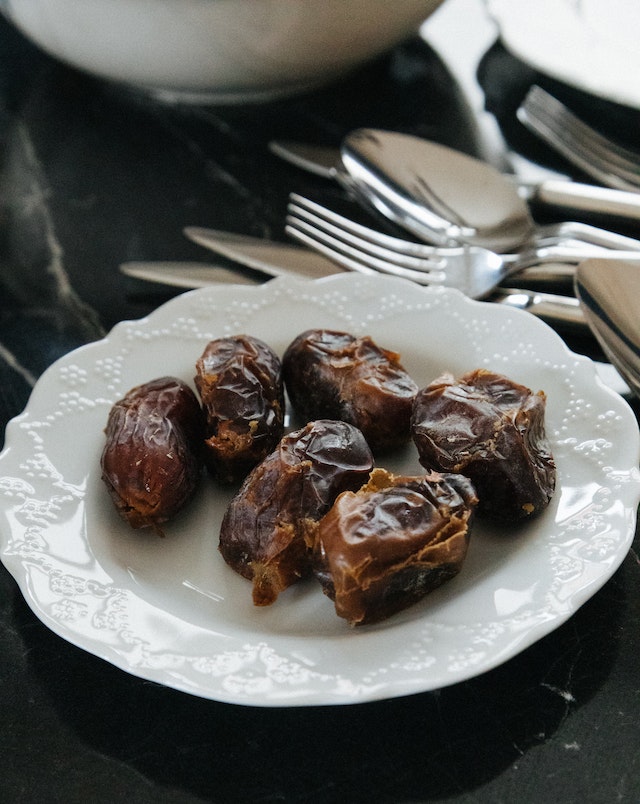 10 Potential Health Benefits of Dates