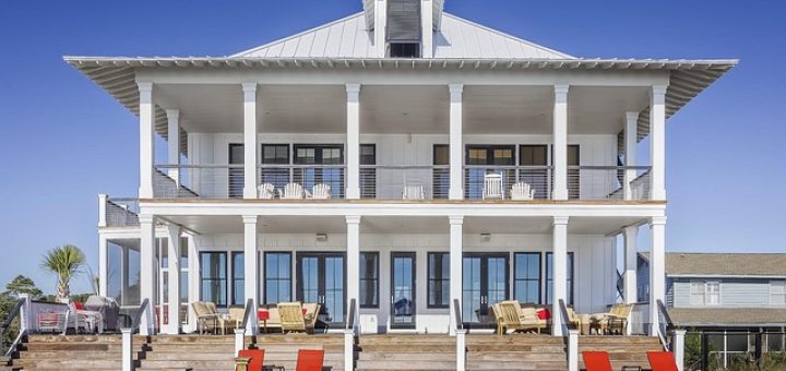 Hamptons Style House Design Guide for Elegant Coastal Living